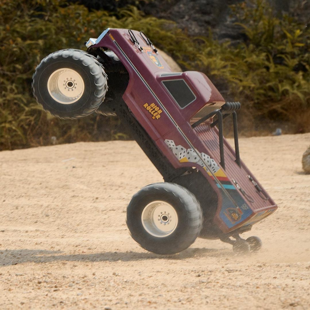 FMS 1:10 Ford F-100 Monster Truck — Licensed, 2WD (RTR) — Full-proportional 2.4GHz radio