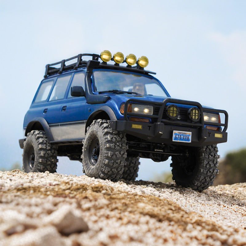 FMS FCX10 PRO 1:10 Toyota Land Cruiser LC80 — Brushless RC Crawler (RTR) — FCX10 PRO chassis with brushless power system