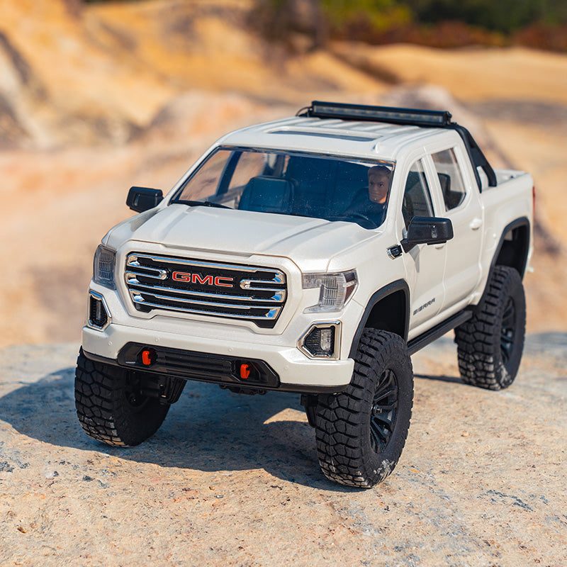 FMS FCX18S 1:18 GMC Sierra S — Brushless RC Crawler (RTR) — Licensed GMC Sierra body in white