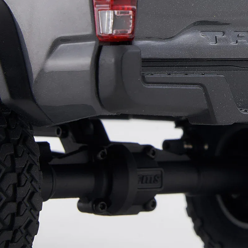 FMS FCX24M Toyota Tacoma 1:24 Scale 4WD RTR Rock Crawler — product photo 8