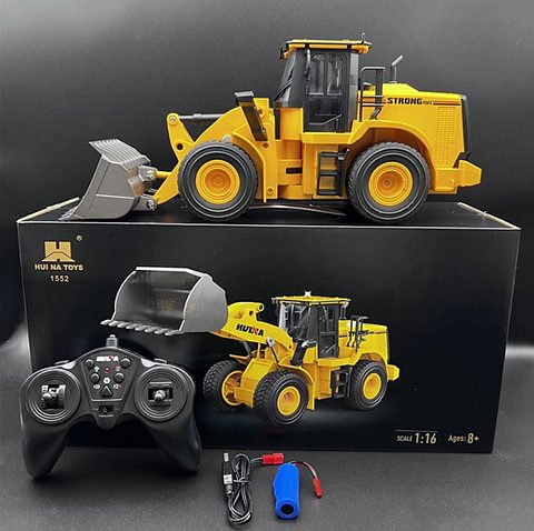 Huina 1552 1:16 RC Wheel Loader — 11-Channel, Lights (RTR) — 11-channel full function control