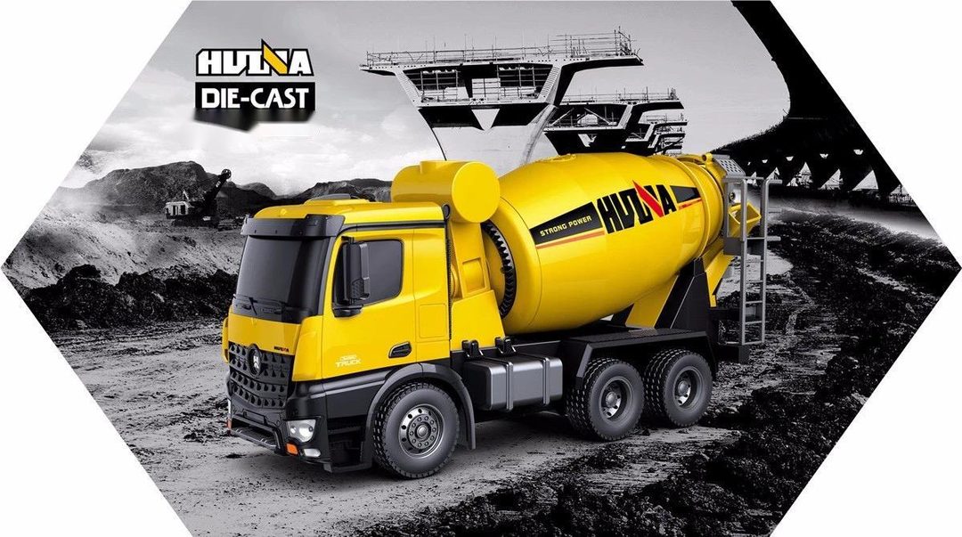 Huina 1574 1:14 RC Concrete Mixer Truck — Rotating Drum (RTR) — Motorised rotating mixing drum